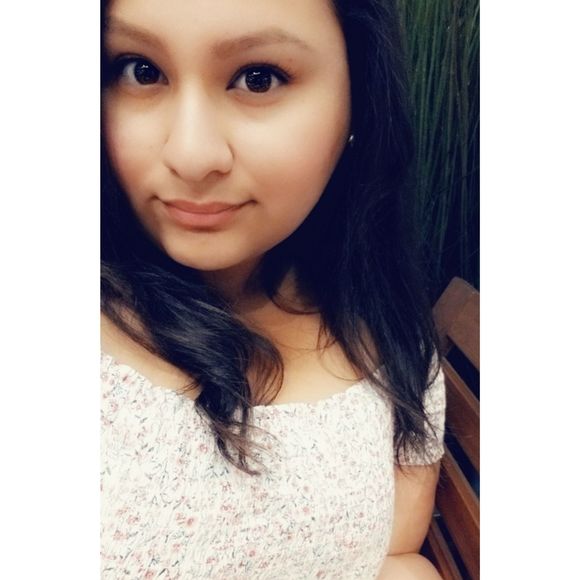 Meet your Posher, Amanda - Picture 1 of 1